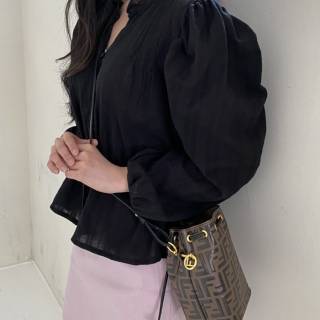 펜디 몬트레조 버킷백